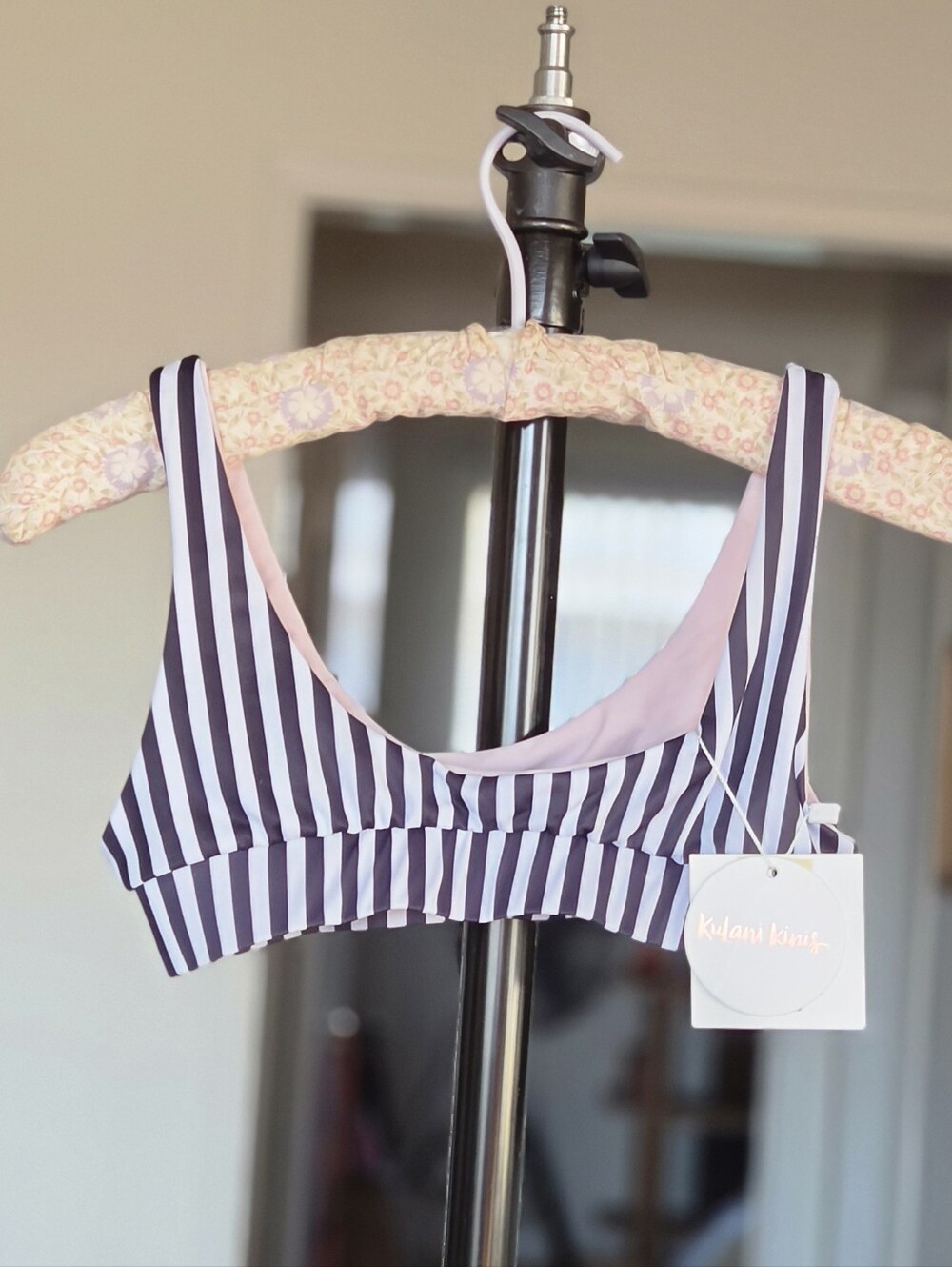 Kulani Kinis Striped Black and White Bikini Top NWT - Picture 2 of 4